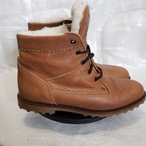 Vintage Blondo Women's Leather Winter  Boot Size 9B Camel