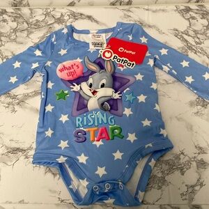 Looney Tunes Baby Long Sleeves Character Print Bodysuit Size 3-6 Months