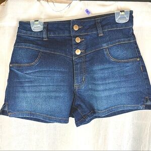 Refuge denim shorts triple button/zip closure faux pockets