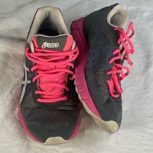 Woman’s ASICS Ahar  Rush 33 Running Shoes‎ Sz 10