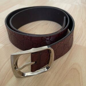 Authentic Gucci classic brown leather logo belt