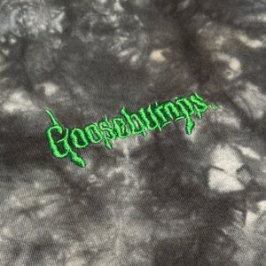 💚Goosebumps Embroidered tie dye tee