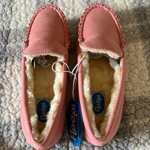 BNWT Floopi pink slipper shoes womens size 6 fur lined