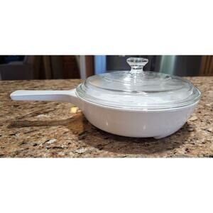 Corning Ware Microwave Browning Skillet with Lid MW-83-B White Menuette