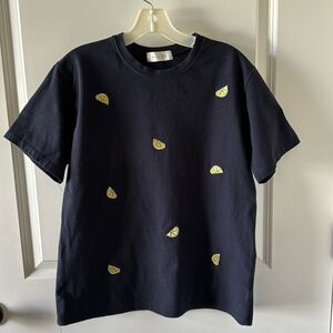 Olive lemon stitch tee shirt