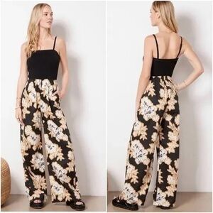 Like New - EVEREVE Black Floral Miley Jumpsuit - Size Small