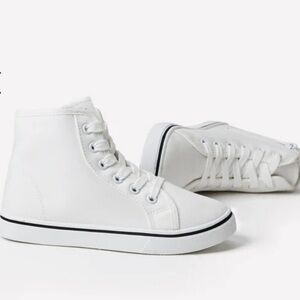 FABKIDS - Lace Up (Zipper side) High Top Sneaker