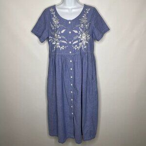 Vintage 90s Naqui Modest Blue Chambray Floral Embroidered Shift Dress