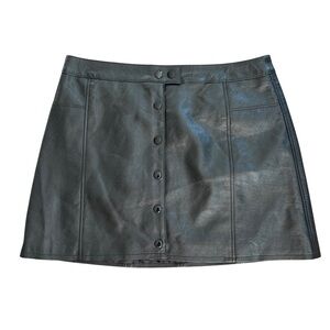 H&M Dark Academia Black Faux Vegan Leather Front Snap Mini Skirt Size 10