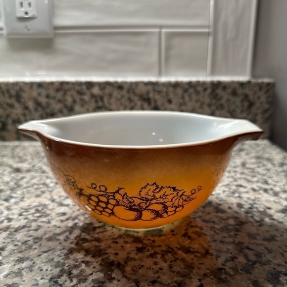 VTG 1970s Pyrex Orchard Fruit Mixing Bowl - Picture 1 of 12