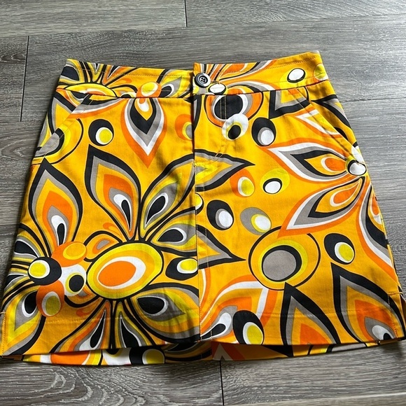 Ladies Loudmouth Golf Skort NWOT Size 2 - Picture 1 of 8