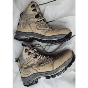 Vasque Gore-Tex Women Hiking Boots Women Size 10 Tan Leather Waterproof