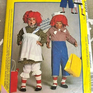 4/$50 Raggedy Ann and Andy McCall 9494 sewing pattern kid  size medium