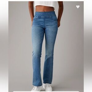 American Eagle Luxe Stretch Pull-On High-Waisted Kick Bootcut Jeans Women’s S