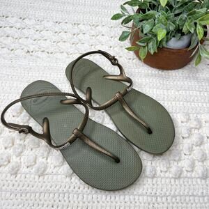 HAVAIANAS Women's Freedom Flip Flop Sandal Shoes Olive Khaki Green 6W, 7W