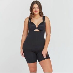 ASSETS SPANX Women's Remarkable Results All-In-One Body Slimmer Black Shapewear