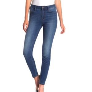 TAHARI | Kelly Classic Skinny Jeans | 6