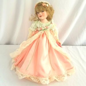 Princess Galleries Vintage Bedtime Angel "The Lord is My Shepard" Porcel…