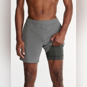 NWT Chubbies The Greyhounds Athlounger. Hidden Compression Shorts Inside.Pockets