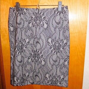 Ann Taylor Black Tan Lace Knee Length Business Professional Pencil Skirt