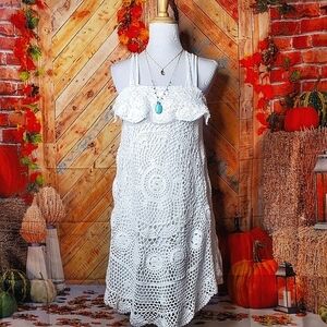 NEW MONORENO SIZE L WHITE CROCHET BEACH SUMMER DRESS VACATION BOUTIQUE NWT