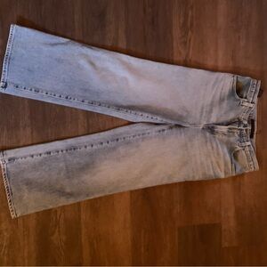 Levi's Light Wash Jeans