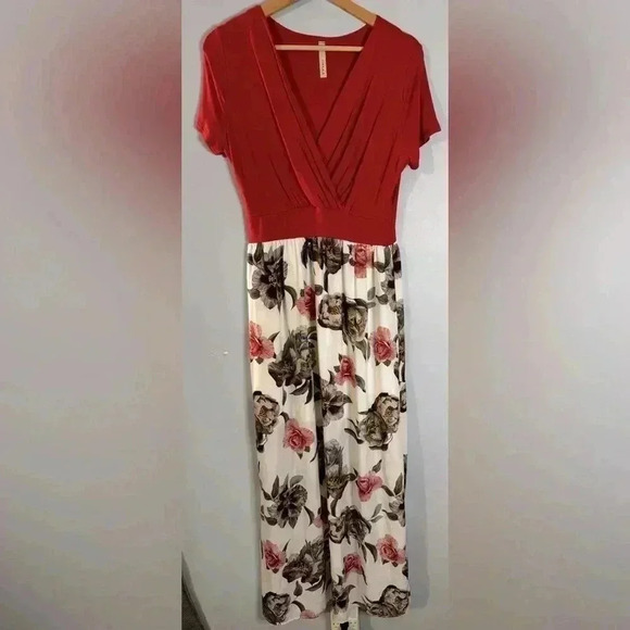 Gilli Made in the U.S.A. Floral Maxi Dress Size Large - Picture 1 of 6