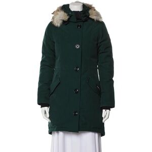 Canada Goose • Down Coat