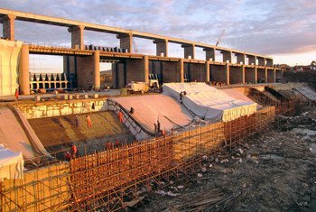 Major infrastructure projects like this dam on the Nura River in Kazakhstan often require foreign direct investment. (file)