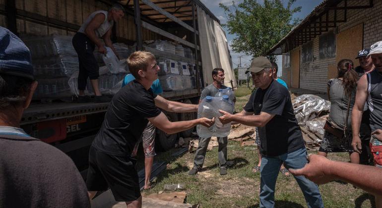 Contamination and depletion of reservoirs are hampering access to water for communities affected by the Kakhovka Dam blast in Ukraine. 