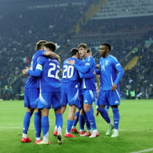 Giovanni Di Lorenzo of Italy celebrates