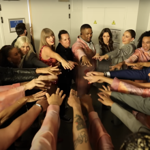 Taylor Swift and her crew put hands in at the Eras Tour