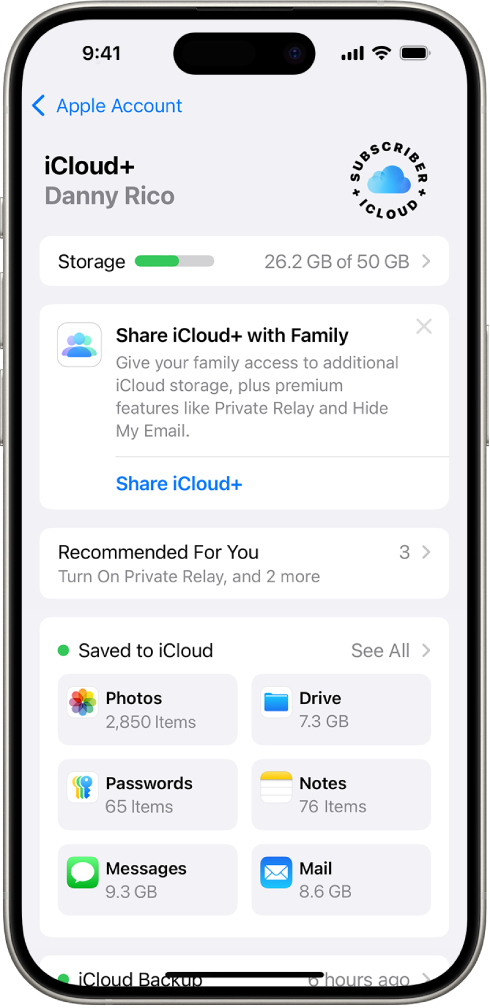 شاشة إعدادات iCloud يظهر بها مقياس مساحة تخزين iCloud وقائمة من الميزات—تشمل الصور و iCloud Drive والنسخ الاحتياطي على iCloud—والتي يمكن استخدامها مع iCloud.