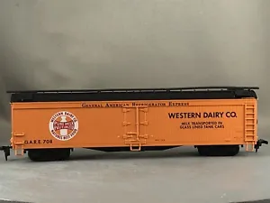Athearn - Western Dairy Co. - 50' Express Reefer + Wgt # 708 - Picture 1 of 6