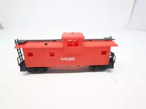 USED HO Scale, Red Caboose#1435, Read Description - Picture 1 of 6