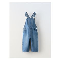 Straight neck overalls with adjustable suspender buckle straps. Front patch pocket at chest, front and back pockets with carpenter strap. Snap button closure at sides. Denim Dungaree, Beauty Sale, Dungarees, Snap Button, Patch Pocket, Overalls, Zara