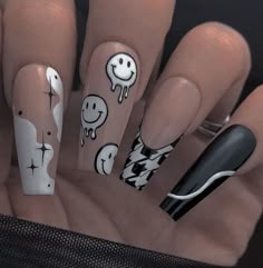 Black And White Nail, Fake Nails Designs, Hippie Nails, Anime Nails, Grunge Nails, Cute Acrylic Nail Designs, Classy Acrylic Nails, Pretty Gel Nails