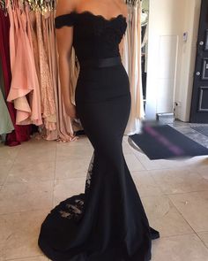 black dress Women, Men and Kids Outfit Ideas on our website at 7ootd.com #ootd #7ootd Black Lace Bridesmaid Dress, Black Lace Prom Dress, Prom Dress With Train, Navy Blue Prom Dresses, Girl Games, Mermaid Prom Dresses Lace, Evening Dress Long, Prom Dresses 2017, Mermaid Bridesmaid Dresses