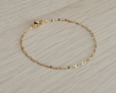 Delicate gold stainless steel bracelet or anklet. Great quality for an affordable price! ➽ Care instructions: For longer lasting please avoid the contact with water, perfume and detergents. ⚠️⚠️⚠️ PLEASE READ MY POLICIES BEFORE PURCHASING ⚠️⚠️⚠️ ✉️ If you have any question feel free to contact me here or to the following address : cecileis.bijoux @ gmail.com Bracelet Layering, Layering Jewelry, Water Perfume, Layered Jewelry, Dec 12, Everyday Jewelry, Gmail Com, Steel Bracelet, Stainless Steel Bracelet