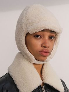 Editor's Notes Shearing wool blend aviator style hat in ivory.- Wool blend fabric- Ear flaps with adjustable fastening- Adjustable chin strapMeasurements(in.)One size- Height: 13.39 in.- Width: 14.17 in.Composition & Care- Outshell : Acrylic 50% Wool 25% Polyester 25% Lining : Cotton 100%- Dry clean onlyDesigner- by TRUNK PROJECT Trapper Hat Men, Aviator Hat, Trapper Hat, Hat Men, Aviator Style, Cool Hats, Hat Fashion, Autumn Winter Fashion, Black Fashion