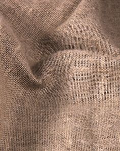 a close up view of the fabric that has been made from burlocked linen