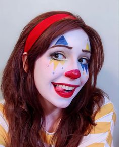 Clown Makeup Easy Simple, Female Clown Makeup, Maquillaje De Payaso Mujer, Nikola Orsinov, Clown Makeup Looks, Clown Face Paint, Cute Clown Makeup, Yellow Striped Dress, Funky Makeup