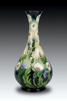 a vase with flowers painted on it is shown in front of a gray background and the words, this little known designer rachel bloop