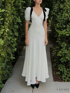 Elegant Maxi Dress with Lace Up Details Long Dress For Women, High Waist Short, Tom Riddle, Ball Gowns Evening, فستان سهرة, Puff Sleeve Dresses, Looks Chic, Maxi Dress With Sleeves, Long Prom Dress