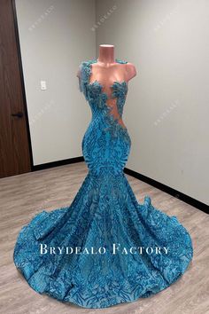 2k24 Prom, Prom Fits, Turquoise Prom Dresses, Blue Mermaid Prom Dress, Prom Inspiration, Prom Couples, Junior Prom, Sparkly Prom Dresses, Gala Fashion