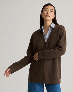 Mongolian Cashmere Oversized Boyfriend Cardigan Sweater Oversized Classic Cardigan For Fall, Oversized Cashmere Cardigan, Classic Oversized Cashmere Cardigan, Luxury Cozy Oversized Cardigan, Cashmere Cardigan Outfit, Quince Mongolian Cashmere, Chelsea Boots Outfit, Cardigan Brown, Boyfriend Sweater