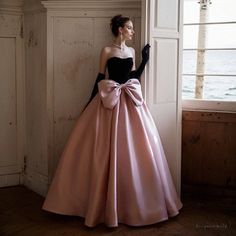 Lasaky - Elegant Princess Gown in Black Gaun Koktail, Princess Evening Dress, Evening Dress Black, Pink Gloves, Strapless Party Dress, Pink Prom Dress, Pink Prom, Birthday Party Dress, Black Evening Dresses