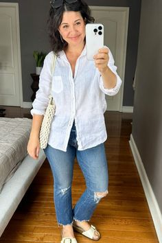 Outfits 2023 | Trendy Outfit ideas | Summer Outfits 2023, outfits summer, trendy summer outfits, cute summer outfits #summeroutfits2023 #summeroutfits #trendysummeroutfits #casualsummeroutfits #outfitideassummer #cutesummeroutfits #summer #outfits img cc :- themomedit .