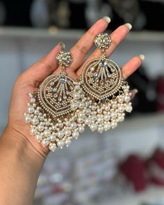 Antique Pearl Necklace, Large Pearl Earrings, Indian Accessories, Saree Jewellery, Fake Jewelry, Indian Jewellery Design