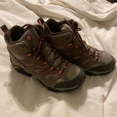 Merrell Moab Waterproof Hiking Boots, Womens Size 9.5, In Perfect Condition - Never Worn Except For To Try On. From A Pet Friendly, Smoke Free Home. Winter Boots Hiking, Insulated Brown Hiking Boots For Camping, Brown Waterproof Round Toe Boots For Camping, Brown Waterproof Boots With Round Toe For Camping, Brown Round Toe Waterproof Boots For Camping, Brown Weatherproof Hiking Boots For Camping, Weatherproof Brown Hiking Boots For Camping, Functional Brown Boots For Camping, Waterproof Brown Hiking Boots For Camping